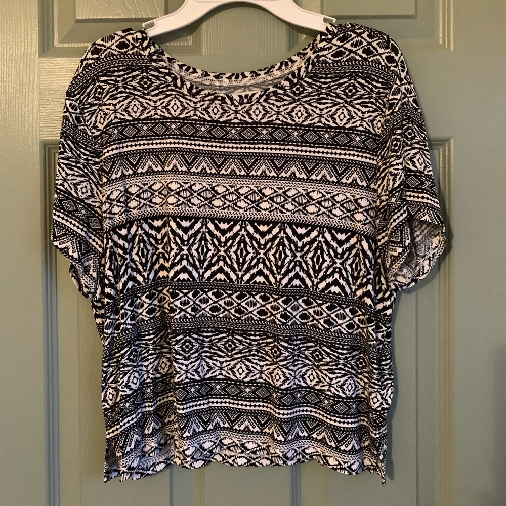 American eagle patterned top